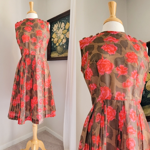 Vintage Dresses & Skirts - 1950s Sleeveless Floral Boat Neck 50s Vintage Pleated Brown Red Pink Midi Dress